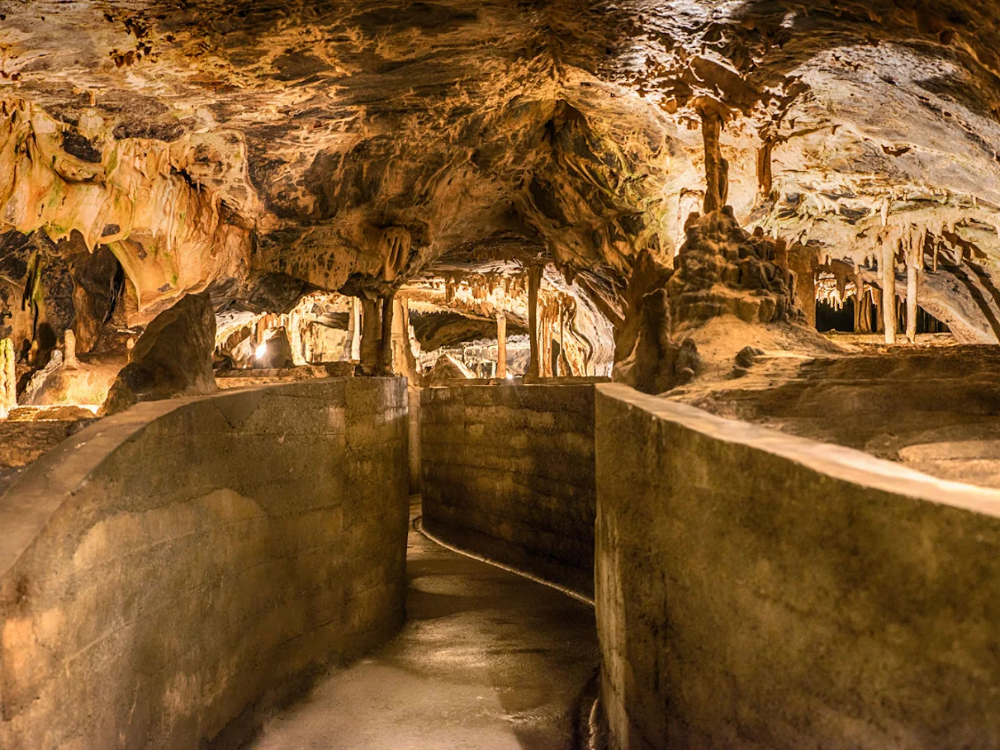 Hermannshöhle: Oplev Harzens underjordiske vidunderverden